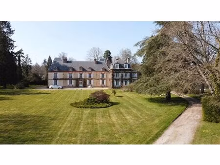 magnifique château du 17ème siècle