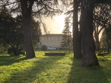 charmante chartreuse proche commodités – grand potentiel