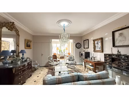 vente en nue-propriété par monsieur 88 ans et monsieur 77 ans - maison rénovée  vichy opér