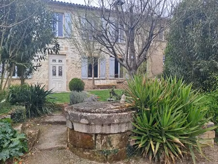 magnifique propriété du xviiième siècle avec installations équestres