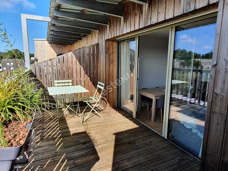 orvault bourg : a louer appartement t2 meublé au calme  vue sur verdure  terrasse plein su