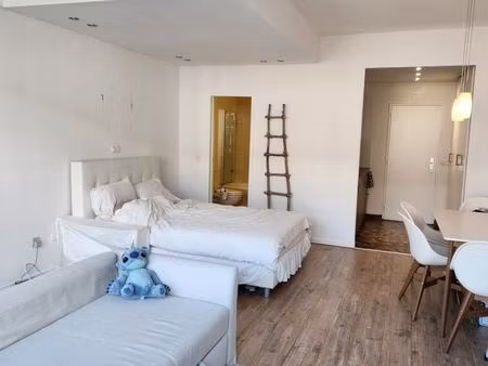 toffe studio aan het theaterplein (vogelmarkt)