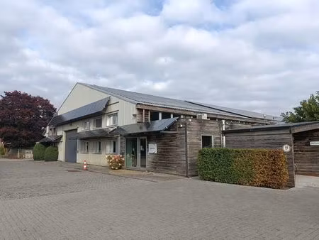 gebouw voor gemengd gebruik te huur in lille