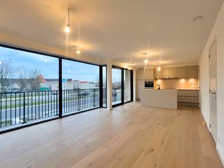 appartement met 3 kamers en parkeerplaats te knokke