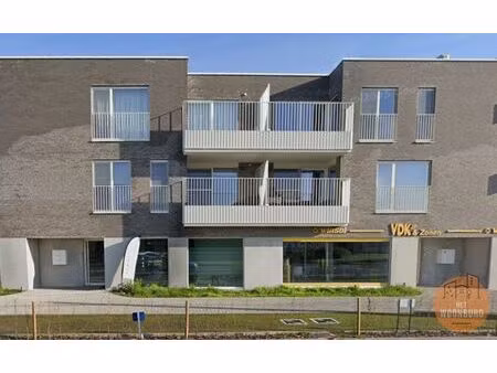 ben-appartement 1ste verd met 2 slpks  kelder en staanplaats