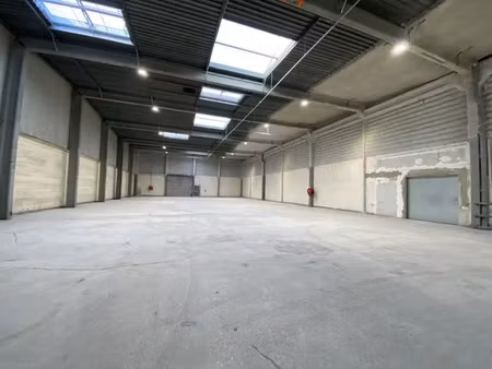 a louer  location d'entrepôt