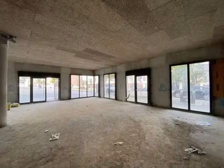 location commerce rouen 76100