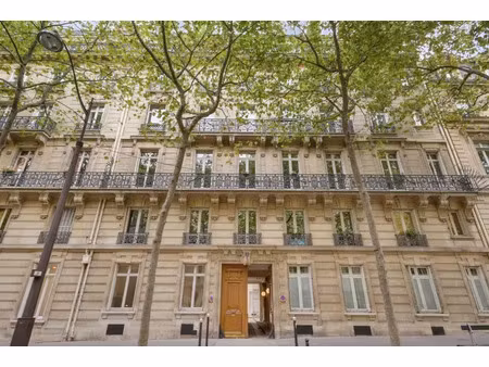 location bureaux paris 75008