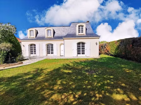 vente maison 6 pièces 195 m² à montargis (45200)  415 000 €