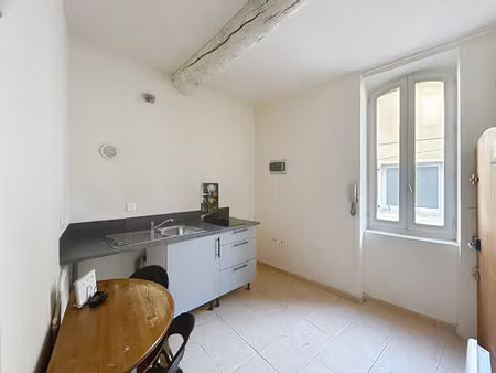 appartement t1 près de lambesc à louer