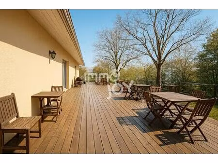 maison t5 d'environ 110 m2 sur un beau terrain sans vis à vis !