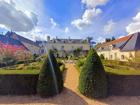 charmant manoir historique avec gites et chambres d'hôtes