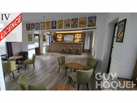 commerce avec licence iv et habitation