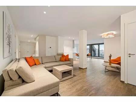 appartement te koop in sint-niklaas met 4 slaapkamers