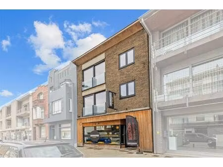 commercieel te koop in harelbeke met 4 slaapkamers