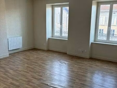 sh square loire haute-loire