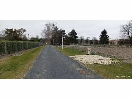 terrain constructible viabilisé à vendre