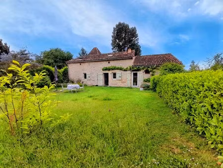charmante maison de campagne avec paddocks et abri