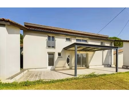 splendide maison d'architecte à l'ambiance rétro/chic.