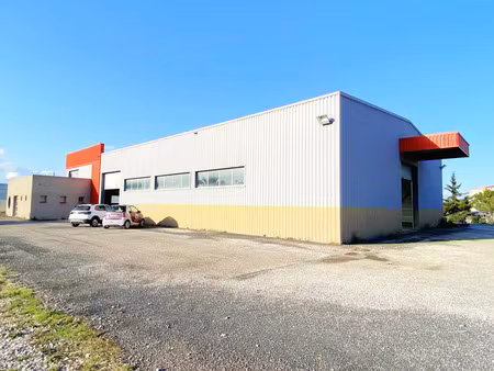 location local commercial 870m2 rivesaltes 66600 - 6250 € - surface privée