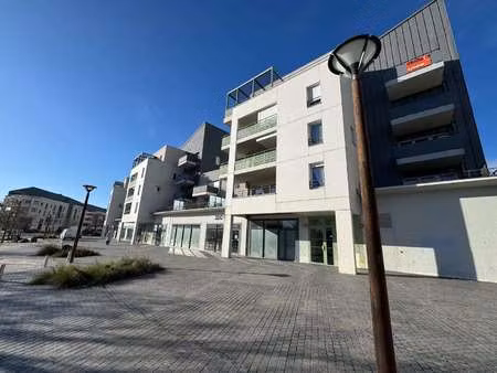 location appartement 3 pièces à angers capucins verneau (49000) : à louer 3 pièces / 68m² 