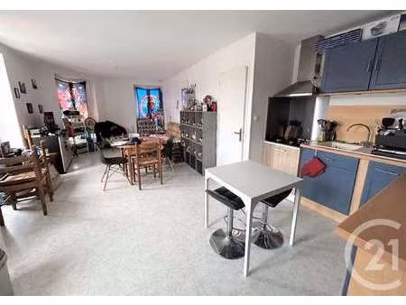 location appartement 3 pièces à ecouche (61150) : à louer 3 pièces / 46m² ecouche
