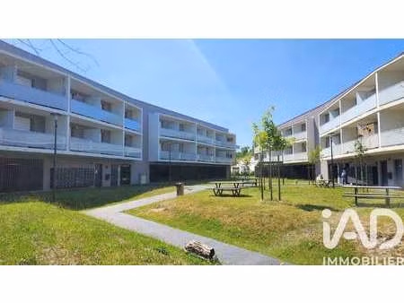 location appartement t1 meublé à saint-jean-d'illac (33127) : à louer t1 meublé / 26m² sai