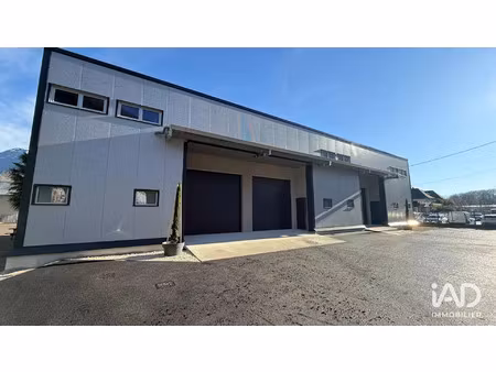 location bureaux et commerces à veurey-voroize (38113) : à louer / 132m² veurey-voroize