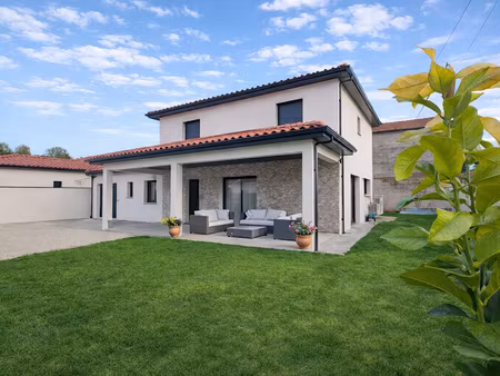 vente maison 5 pièces 132 m² à saint-maurice-l'exil (38550)  450 000 €