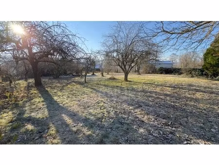 terrain constructible de 1000 m²