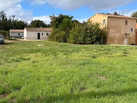 vente terrain 358 m² à saint-maximin-la-sainte-baume (83470)  135 000 €