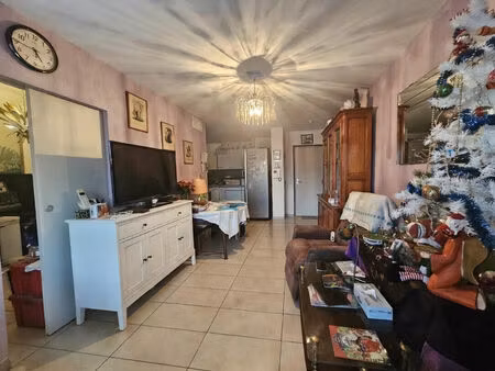 appartement-57 m²-- habitable de suite  terrasse.