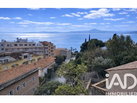 vente maison 9 pièces 250 m² à sainte-maxime (83120)  649 000 €