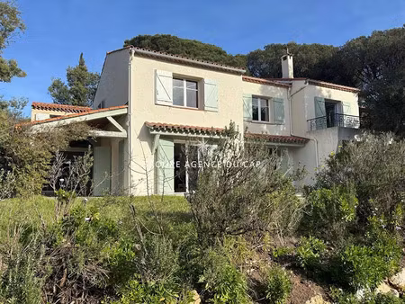 vente villa 10 pièces 230 m² à les issambres (83380)  892 500 €