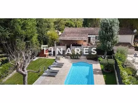 maison avec piscine et terrasse le tholonet (13)