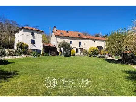 nord puy de dome  fermette entièrement rénovée et dépendances aménagées en chambres...