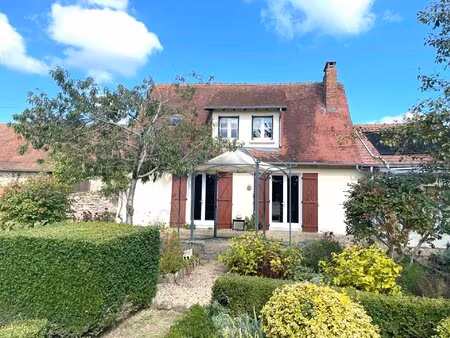 maison en pierre avec piscine  grange  garage et studio
