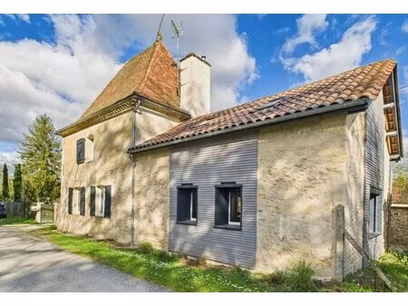 charmante maison avec piscine  jardin et confort moderne – à deux pas de la rivière !
