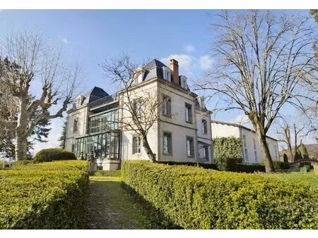 le château et le domaine parfaits pour une exploitation hôtelière