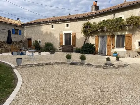 superbe maison de campagne avec seconde maison et granges