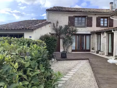 charmante maison de village avec piscine