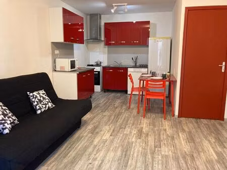 location appartement 1 pièce 25 m² à romans-sur-isère (26100)