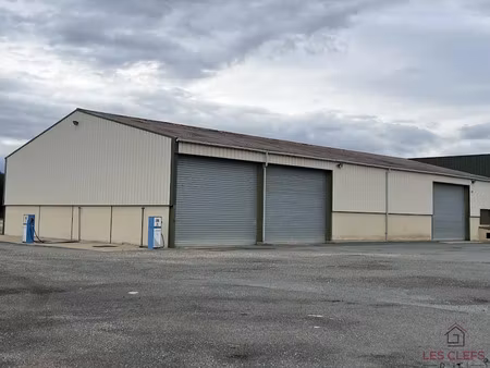 vente locaux professionnels à connerré (72160)  679 250 €