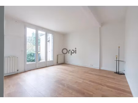 vente appartement 2 pièces 41 m² à la varenne saint hilaire (94210)  270 000 €