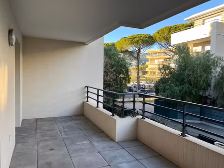 appartement t2 dans residence recente