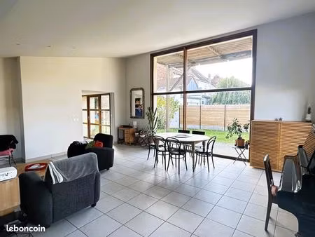maison 7 pièces 185 m²