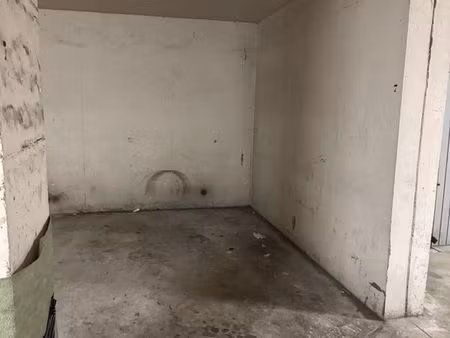 parking en sous-sol dans résidence sécurisée