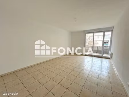 appartement 3 pièces 65 m²