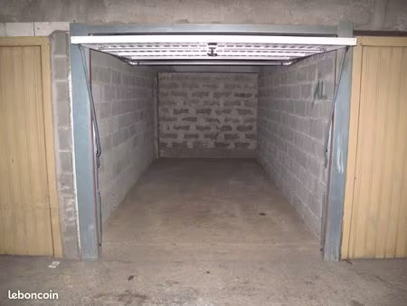 garage dans résidence sécurisée saint-laurent-du-var