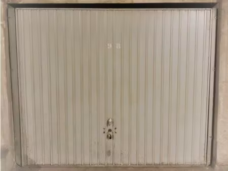 location garage 18 m² à lyon 7 (69007)